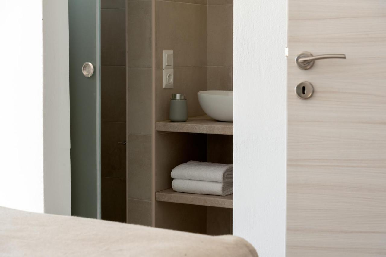 Evaero Villas I, Ii, Iii, IV - An Ever-So Inviting Escape, By Thinkvilla Sfáka Exterior foto